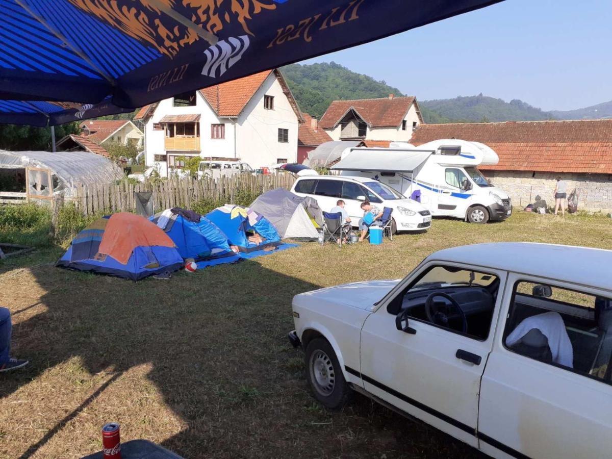 Dragacevska Avlija - Camp Hotel Guca Bagian luar foto